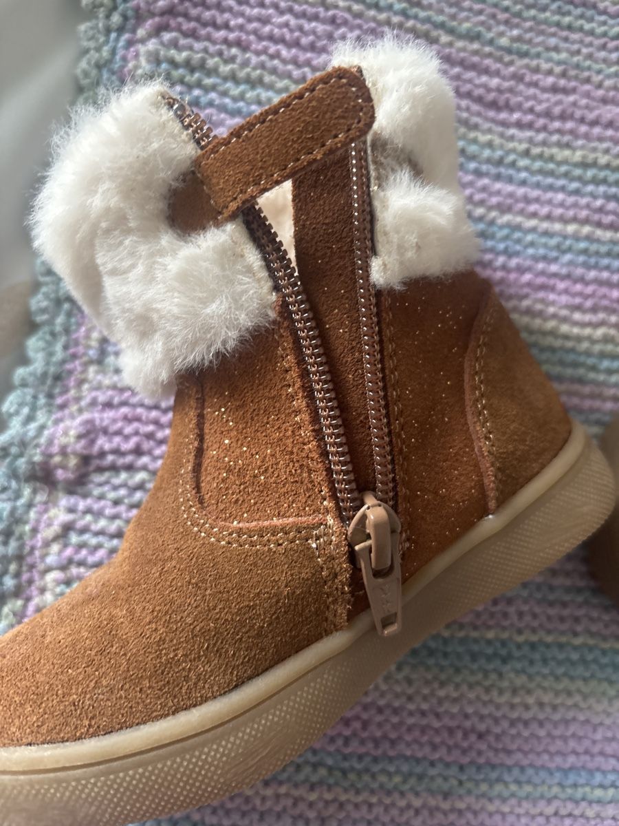 Scarpe per ragazze: Süsse Winter Boots, Grösse 23 – Usato da Aetingen venduto da pat_ykl9 1