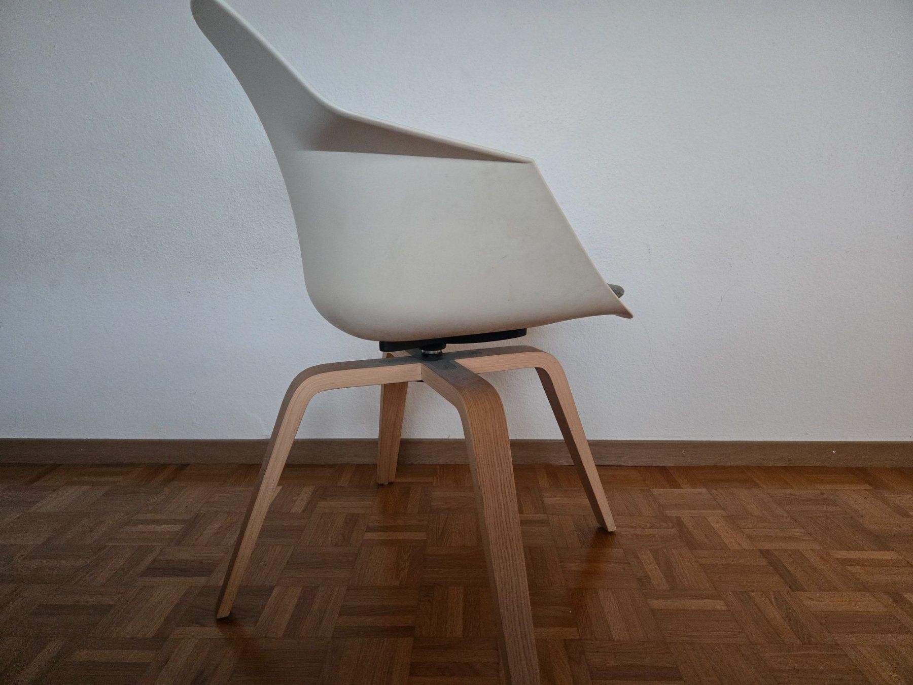 Pfister Stühle: Zwei Armlehnstuhle, drehbar – Gebraucht aus Zuerich von yoonil 1