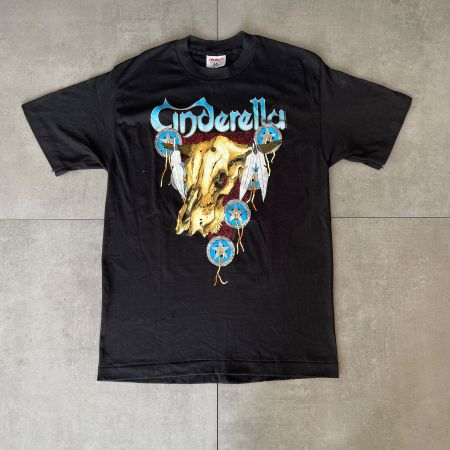 1989 Cinderella Long Cold Winter Tour Vintage Band T-Shirt