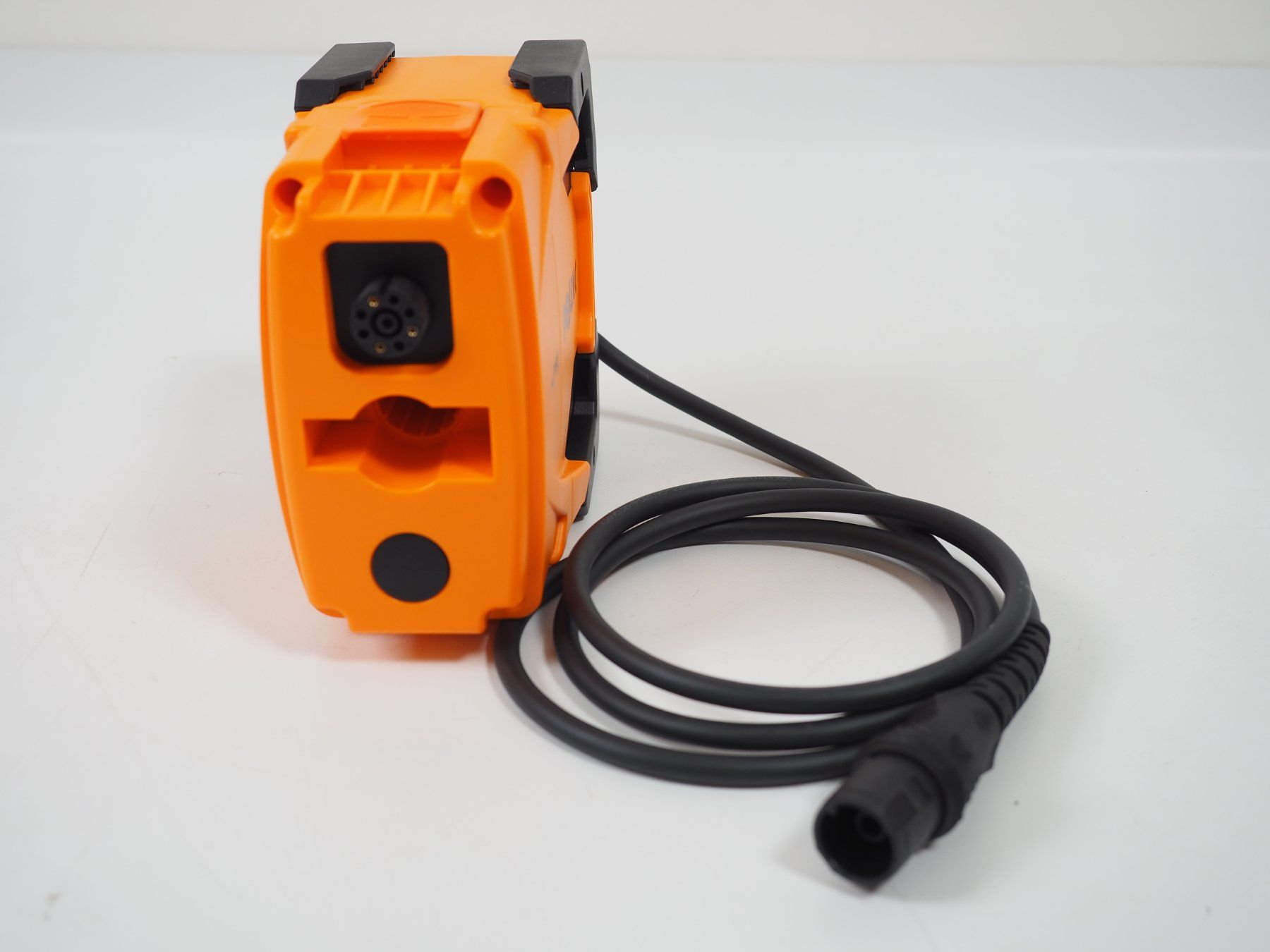 Alimentazione elettrica: PELLENC Alpha W26 Adapter (19242) – Nuovo e nell'imballaggio originale da Zürich venduto da fundsachenverkauf 1