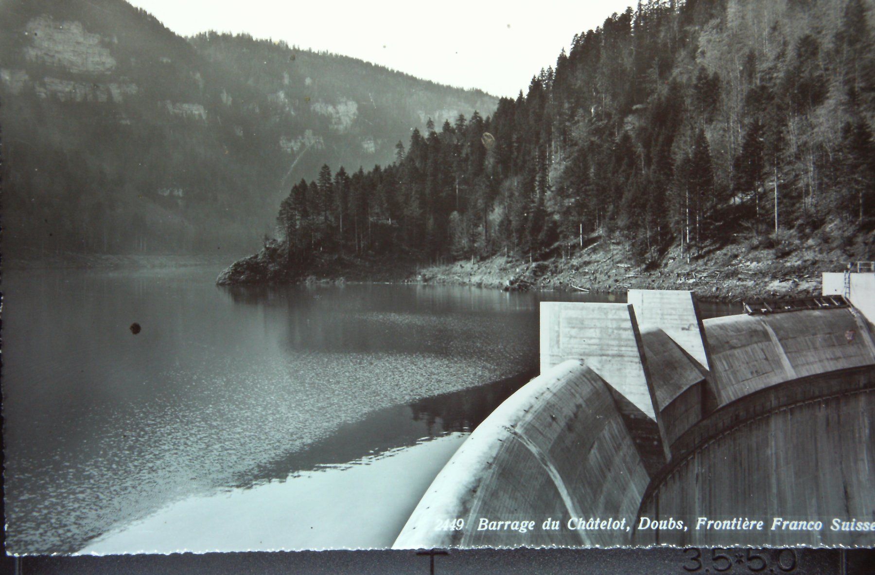 Cartes postales: Le barrage du chatelot sur le Doubs – D'occasion à Le Locle par Roger46