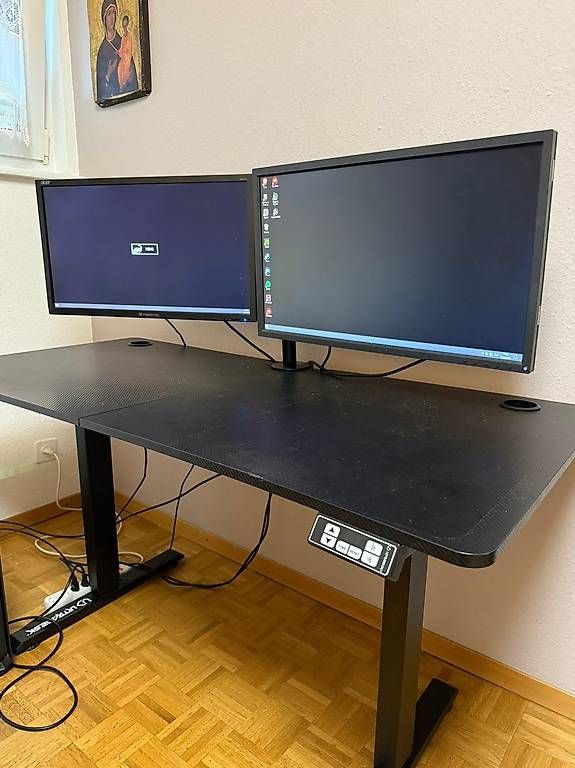 Scrivanie: Gaming Bureau-Ecrans  – Usato da Le Locle venduto da Sam54 1