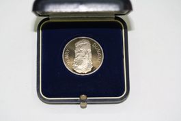 5 Franken Gedenkfünflieber & Anstecker Henry Dunant