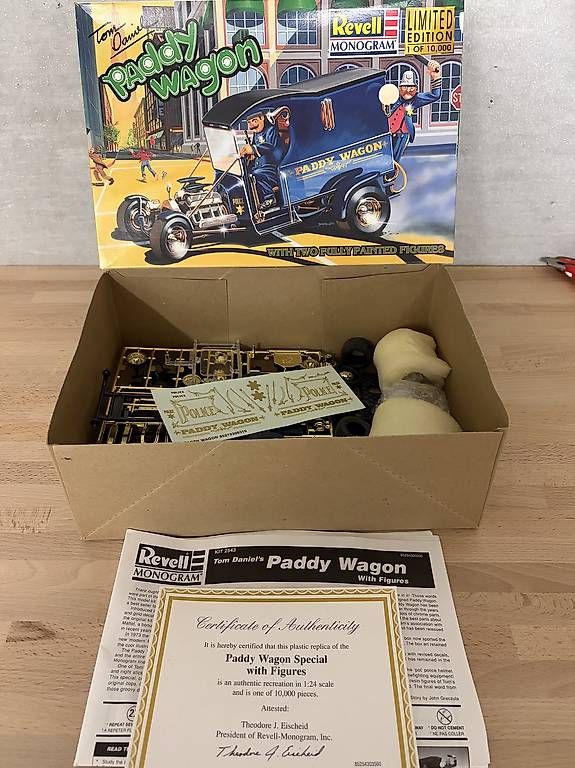 Modellini d'auto: Monogram 1/24 Paddy Wagon – Nuovo (secondo la descrizione) da Gränichen venduto da pro2010 3