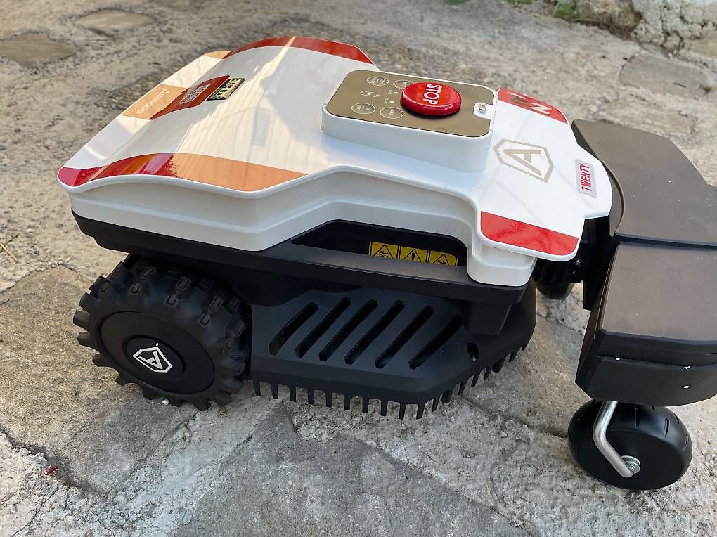 Rasenmäher: Mährobotor NEU Ambogio – Neu und originalverpackt aus abtwil von lenherrkarl