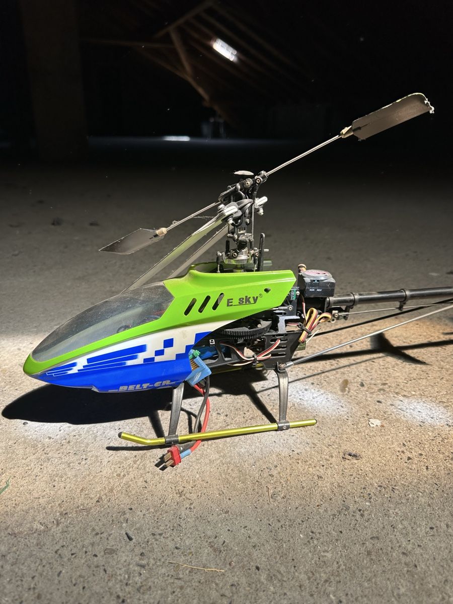 RC Modellbau: Hélicoptère RC E-Sky - Idéal pour débutants! – Gebraucht aus Thônex von Andre.olvs 1
