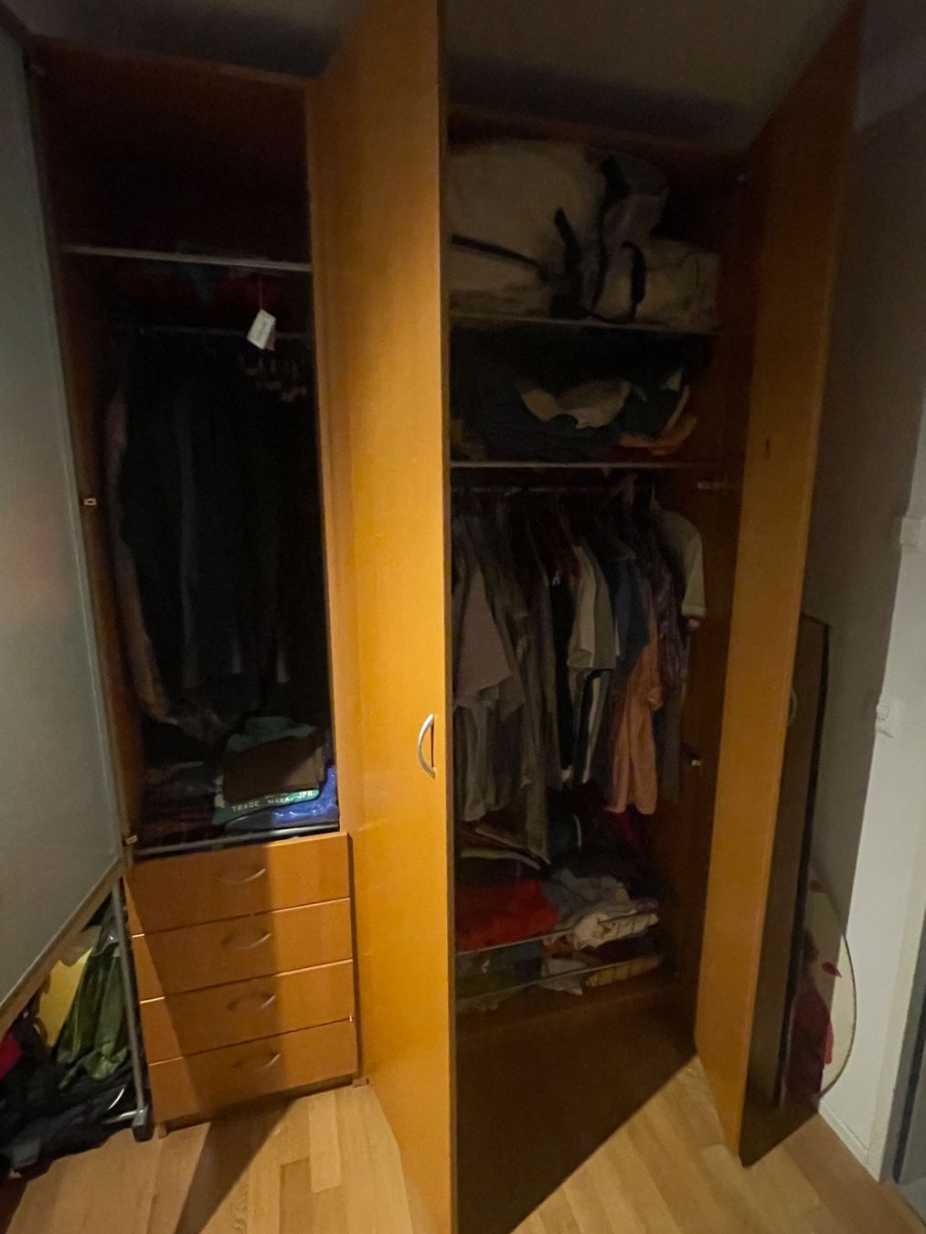 Ikea Armadi: IKEA Kleiderschrank PAX GRATIS – Usato da Zürich venduto da fefe02 1