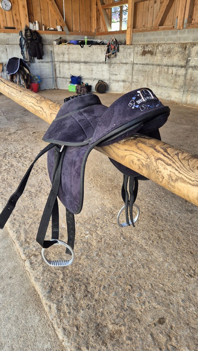 Selle & Accessori: Kinderreitkissen Showmaster – Usato da Spiez venduto da topcastro22 1