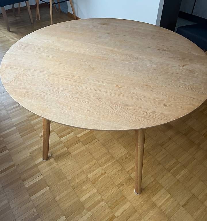 Tische: runder Tisch – Gebraucht aus Münchenbuchsee von mic_5kx9 1