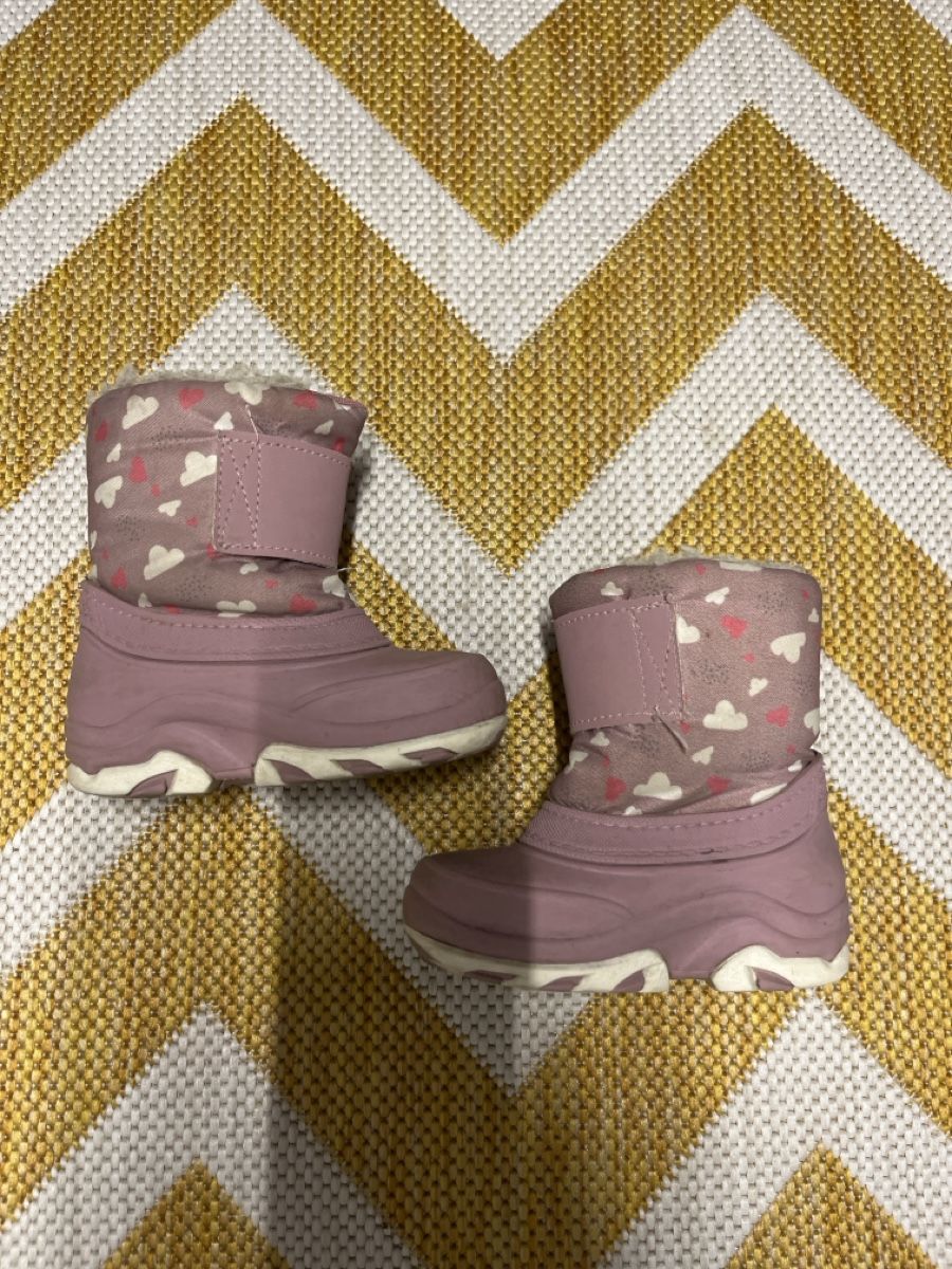 Scarpe per ragazzi: Childrens Winter Boots Size 20-21 – Usato da Watt venduto da Stephsch3