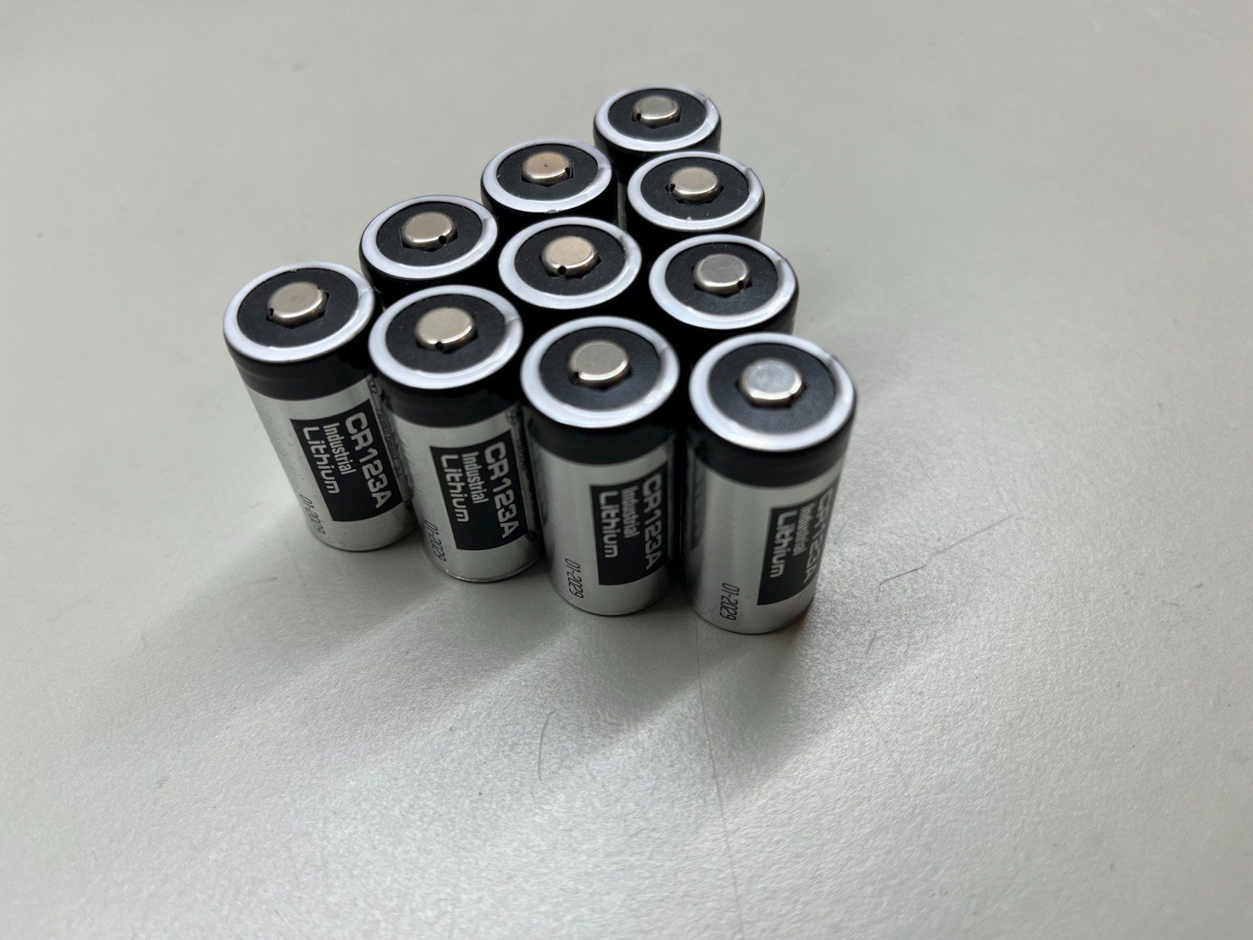 Panasonic Akkus & Batterien: Panasonic CR123A Industrial Lithium 3V Batterie – Neu (gemäss Beschreibung) aus Jenaz von Speedy350