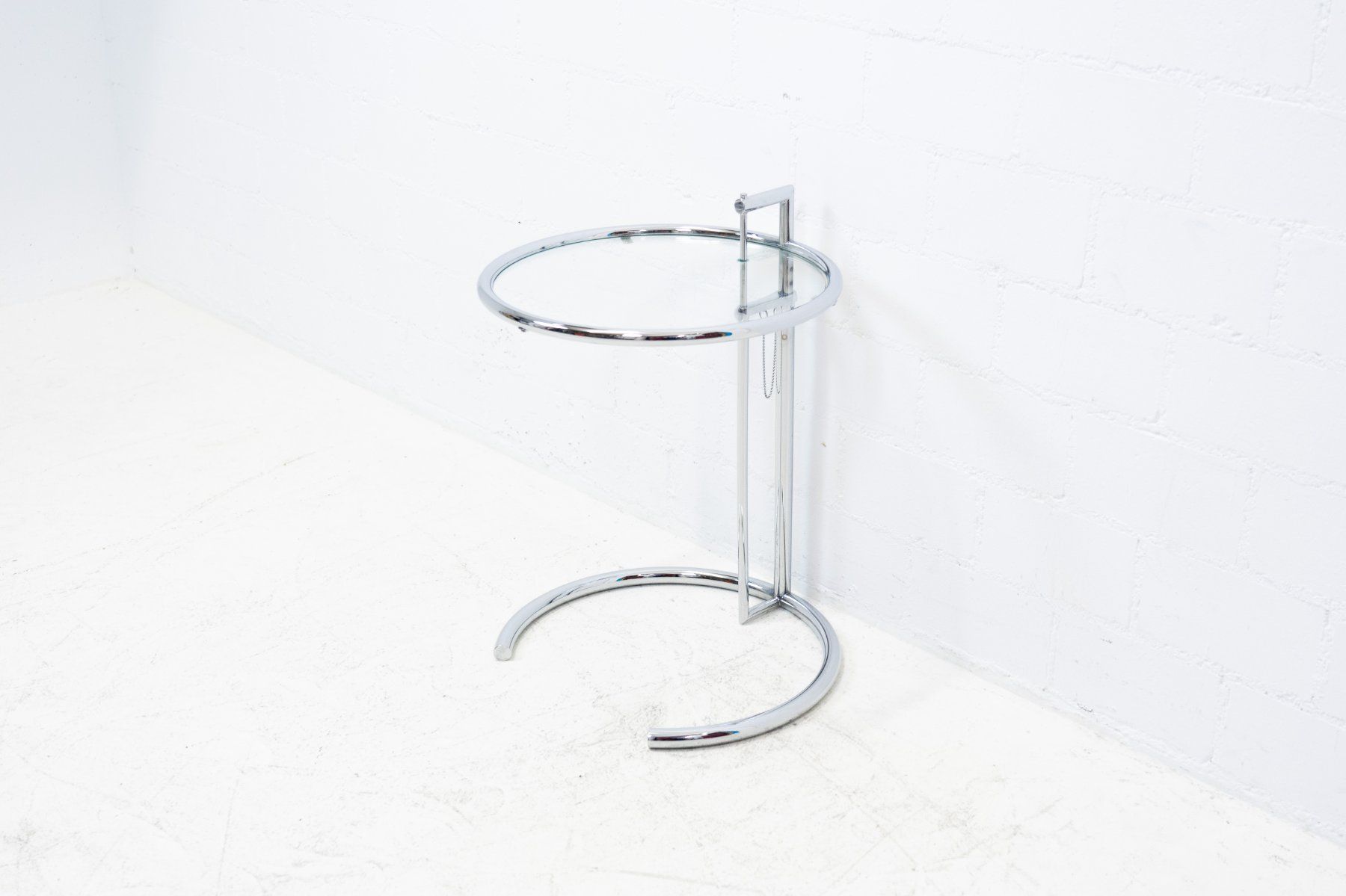 Classicon Tables: Classicon Adjustable Table E 1027 Eileen Gray Beistelltisch – D'occasion à Schaffhausen par Studio-Ara 6