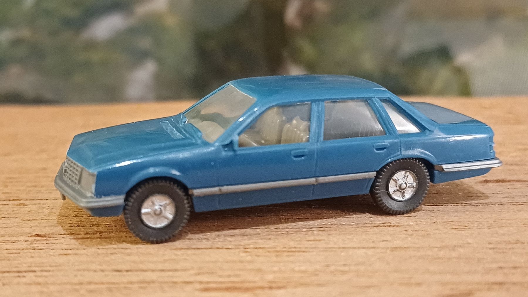 Wiking Modellini d'auto: Opel Senator von Wiking – Usato da Uznach venduto da Katinka83