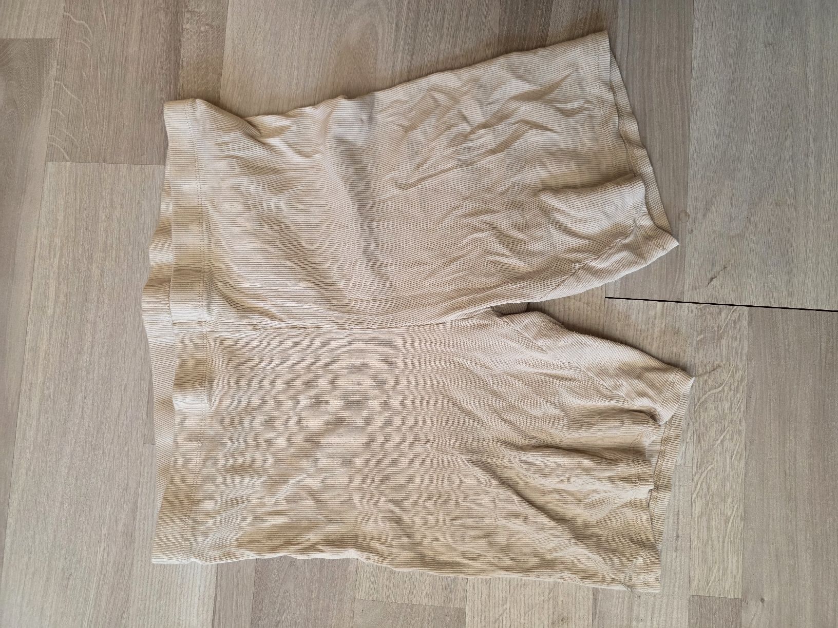 H&M Leggings: H&M gerippte Hose XL – Usato da St. Peterzell venduto da upcycling_