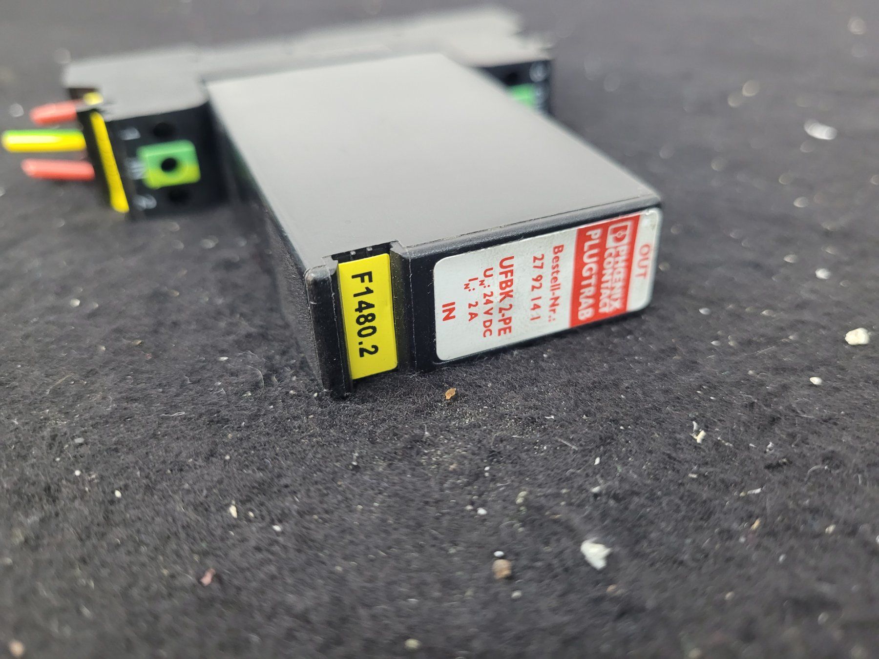 Phoenix Contact Elektronikbauteile: Phoenix Übersapnnungsschutz UFBK 2-PE / 24V DC – Gebraucht aus Vitznau von Night-Fire 2