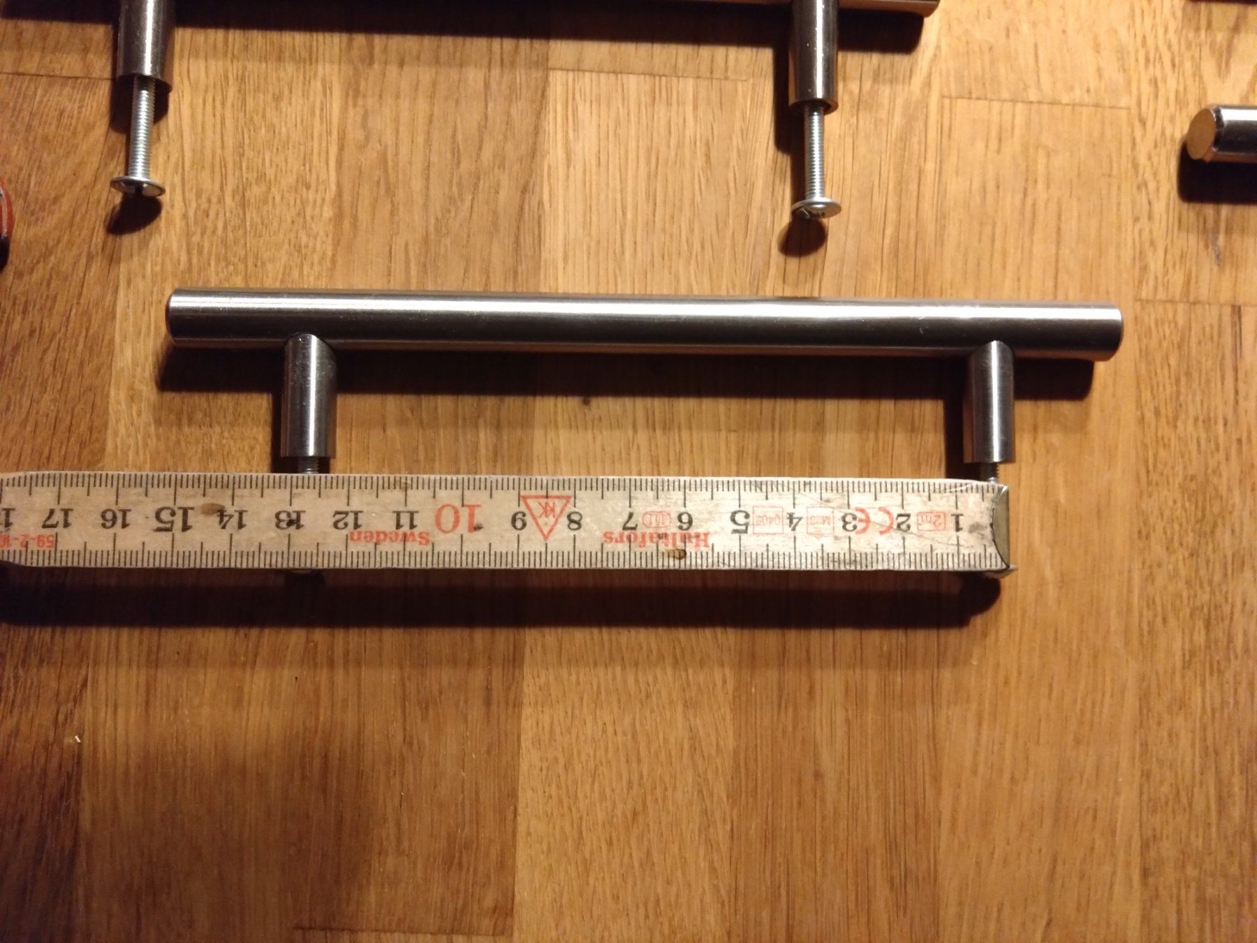 Ferramenta: Möbelgriffe 128mm  15 Stück – Usato da Lauerz venduto da STIDRIVER 2