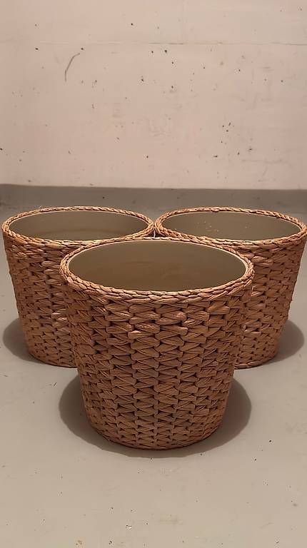Ikea Vasi per fiori: FRIDFULL IKEA Topfhalter 24 cm – Usato da Zollikon venduto da Eliokyn