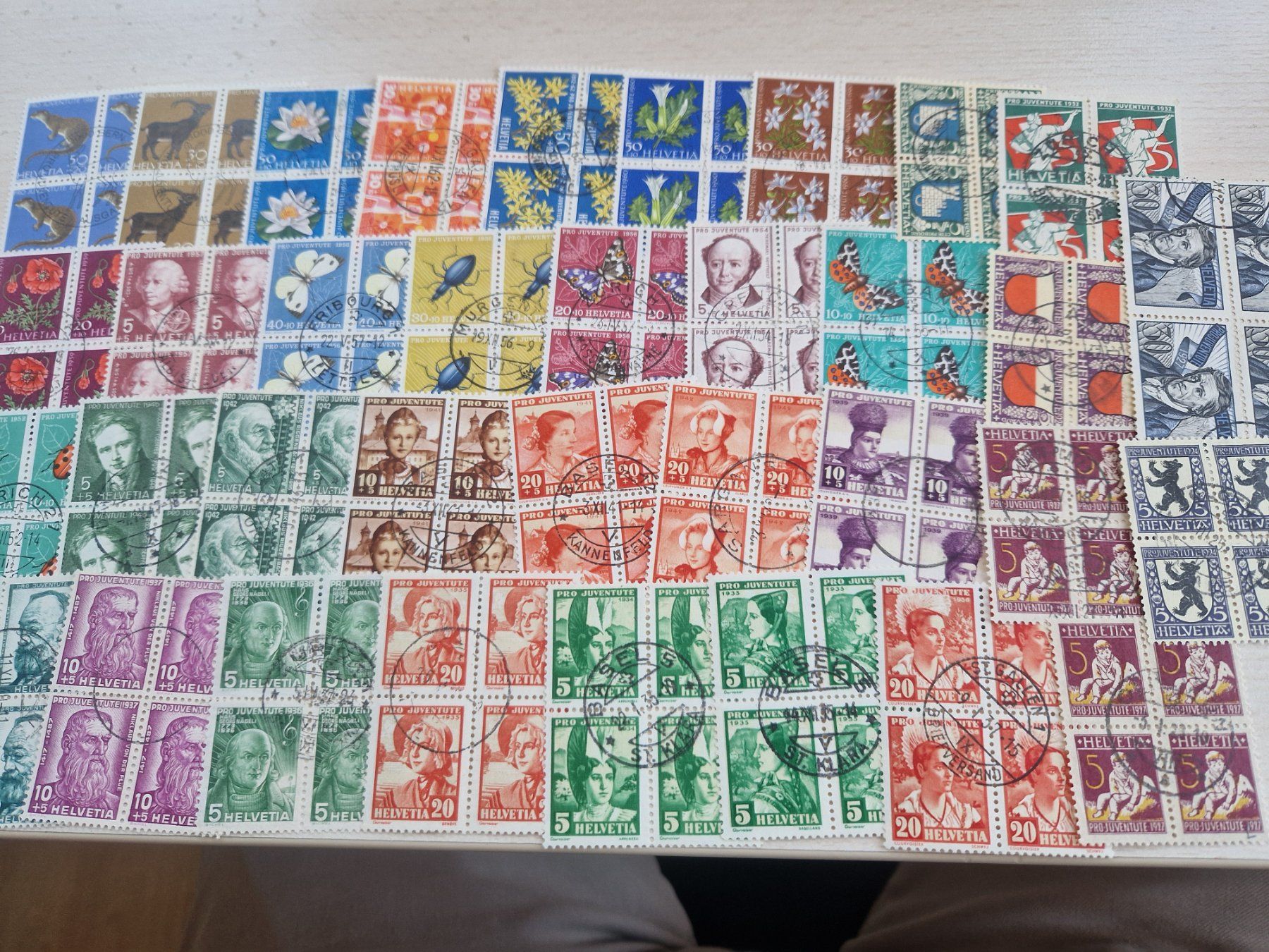 Alle Briefmarken: PJ 4er Blöcke, ab 1.- – Gebraucht aus Burgdorf von Glossy01