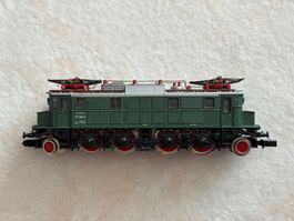 Arnold Elok 117