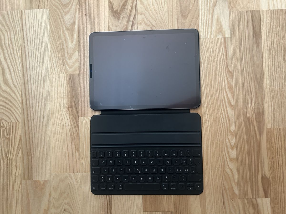 Apple Tablet PC: iPad Air 64GB – Usato da Reinach BL venduto da Krieger23 1