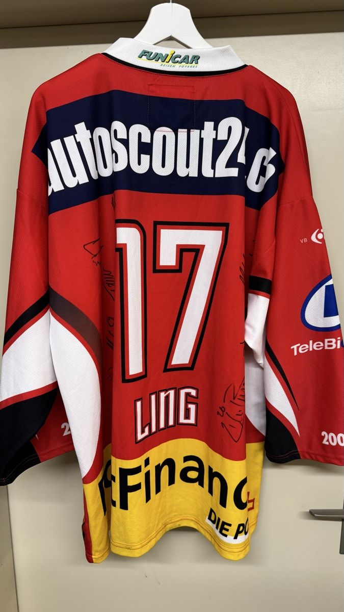 EHC Biel Canottiere & Pantaloni: EHC Biel Shirt David Ling #17 – Usato da UNTERSIGGENTHAL venduto da s_rzb8 1
