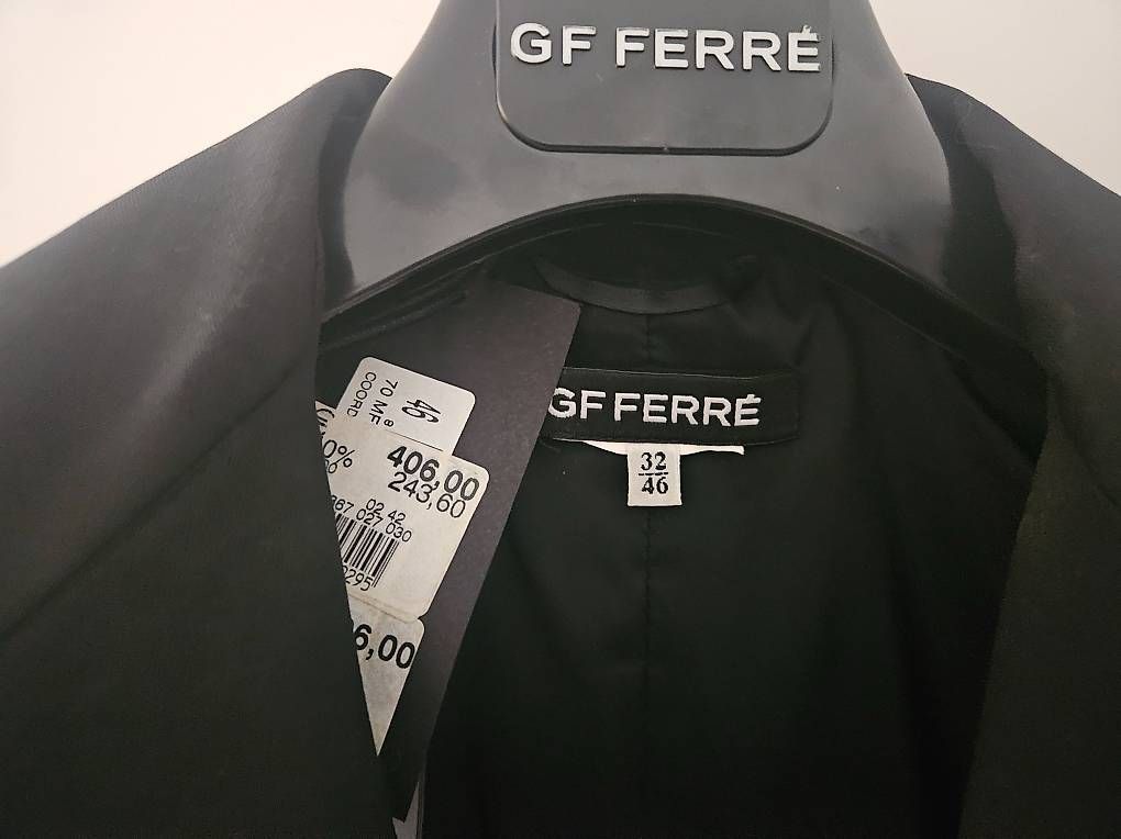 Giacche: Neue Jacke GF. FERRÉ – Usato da Roggliswil venduto da Amita59 2