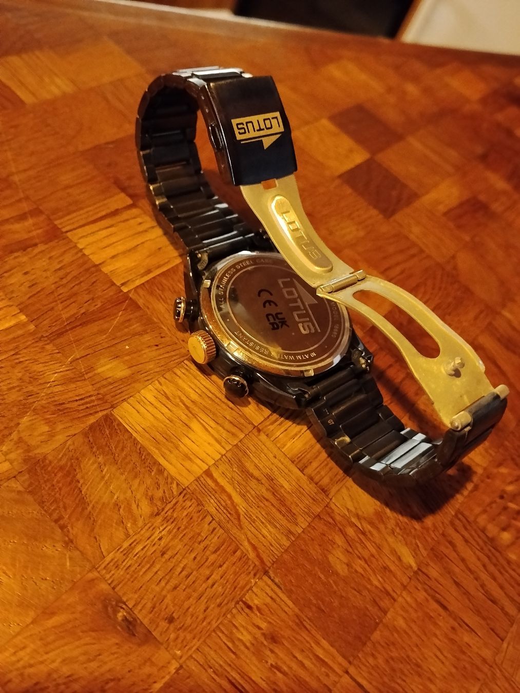 Lotus Montres: Lotus Uhr – D'occasion à Waldenburg par man_jww5 2