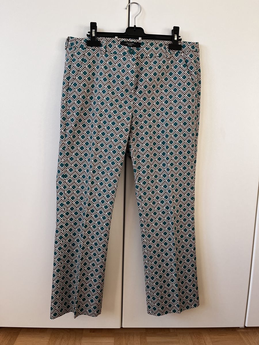 Max Mara Pantaloni: Hose Weekend MaxMara Capri Flare Gr. 40 – Usato da Zürich venduto da Kleanthy