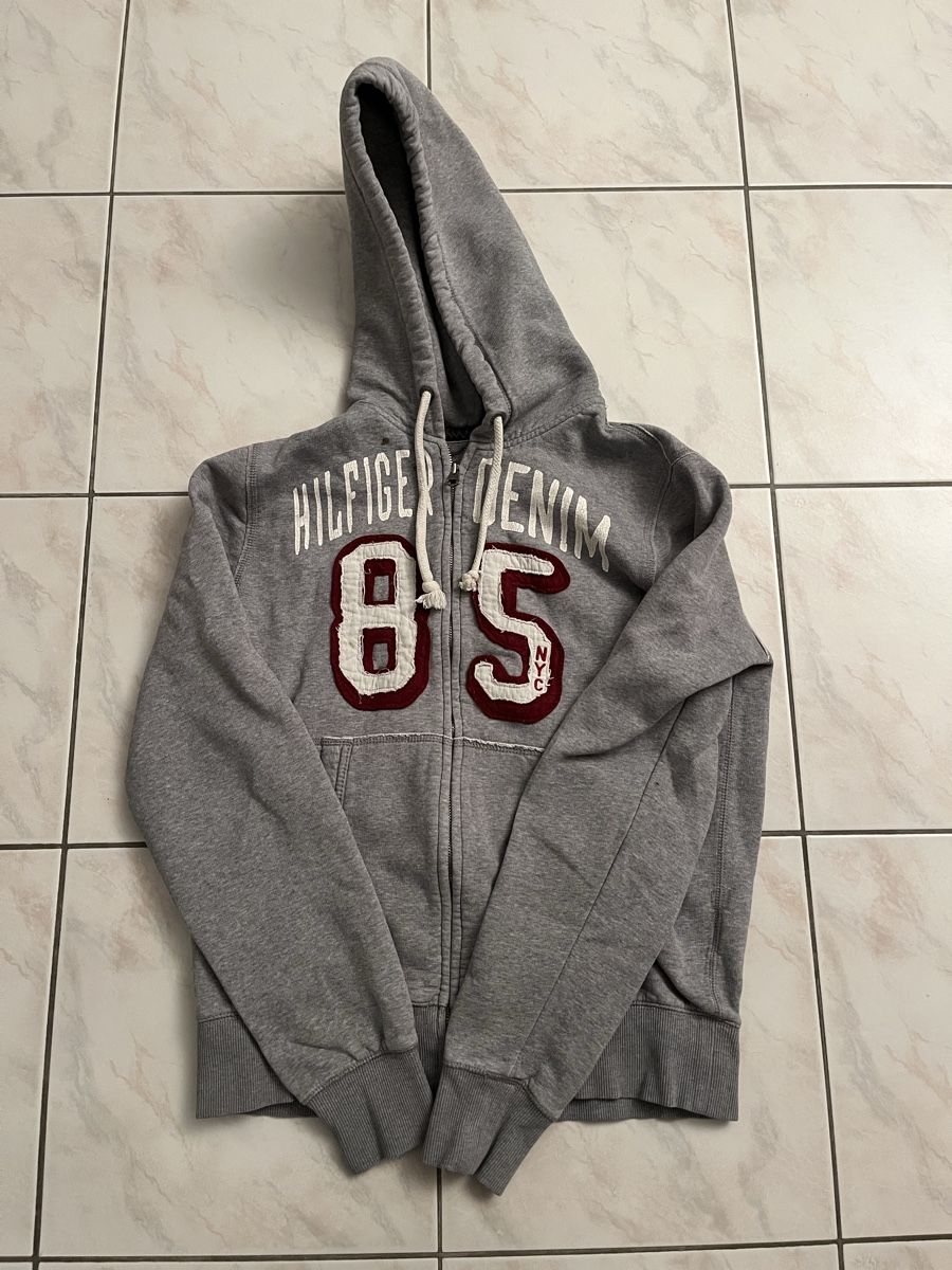 Tommy Hilfiger Maglioni & Felpe: Jaquette Hilfiger Denim Taille L – Usato da etagnières venduto da isoz01