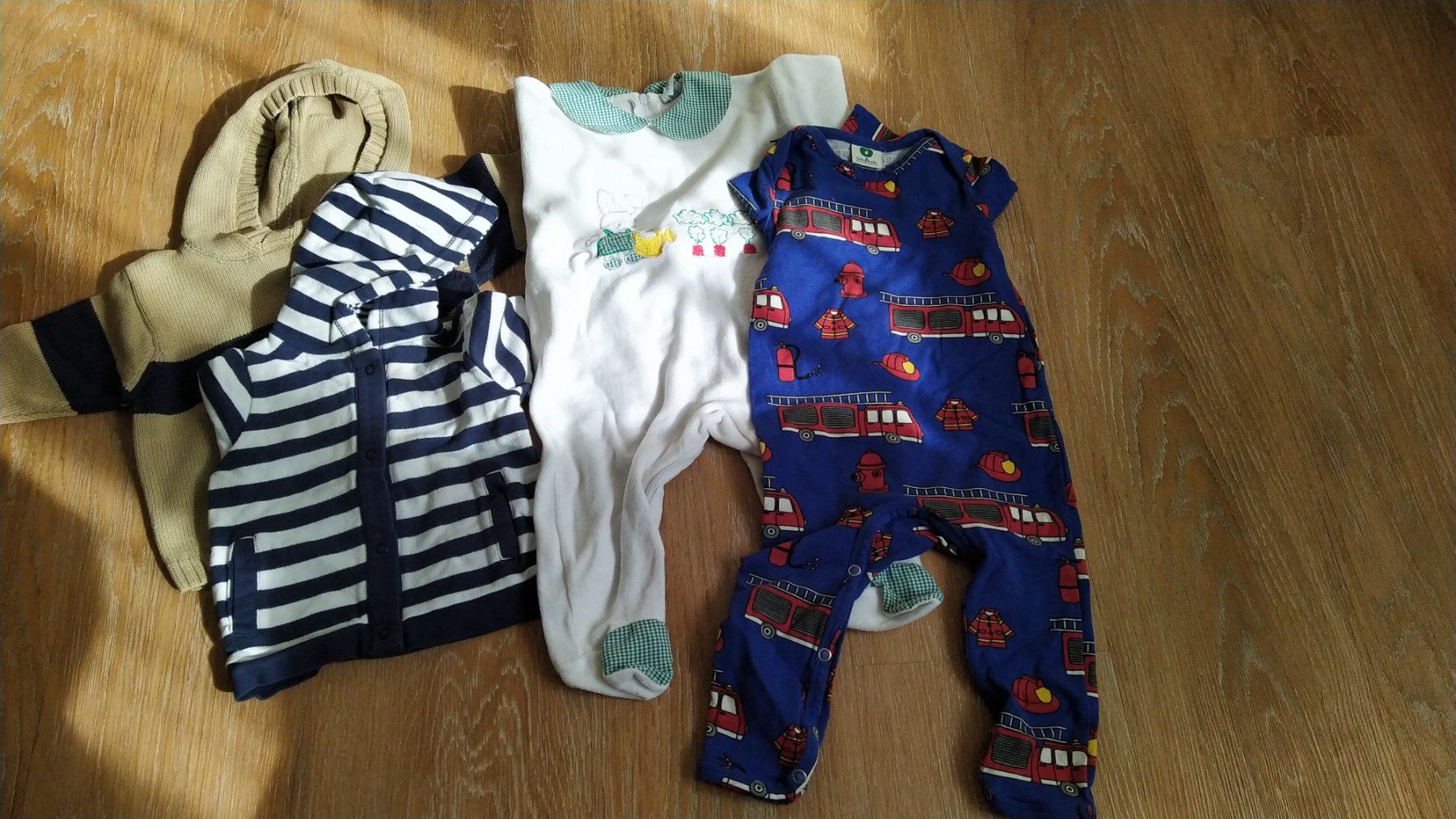 Lotti & Set di vestiti: Kleiderpaket 68 – Usato da Kappel SO venduto da teiger83 3