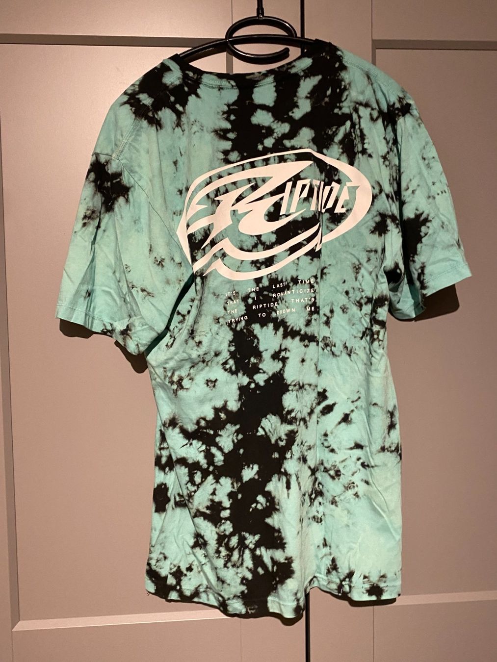 T-shirt: Beartooth Konzert T-shirt – Nuovo (secondo la descrizione) da Dübendorf venduto da LeoneDelPiero 1