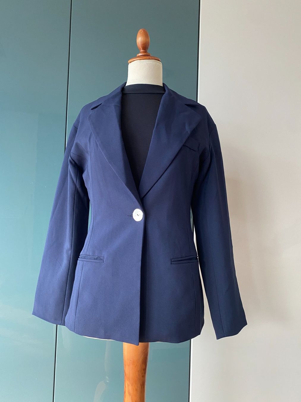 Giacche: navyblaue Blazer Damen S/M – Usato da Duebendorf venduto da Alexandertreyer 3