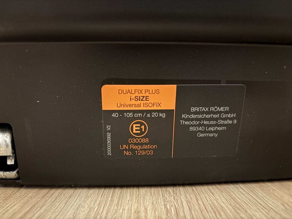 Britax Römer Seggiolini per auto: Britax Römer dualfix plus i-size mit ISOFIX – Usato da Binningen venduto da Schilbi5 3