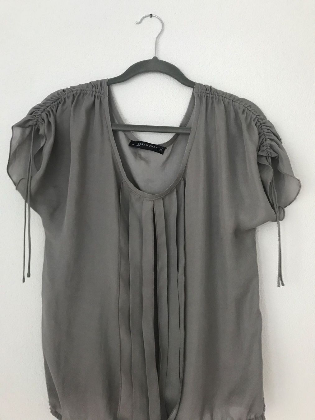 Zara Blusen: Zara Bluse/Top Gr.M Top-Zustand – Gebraucht aus Felben-Wellhausen von begean