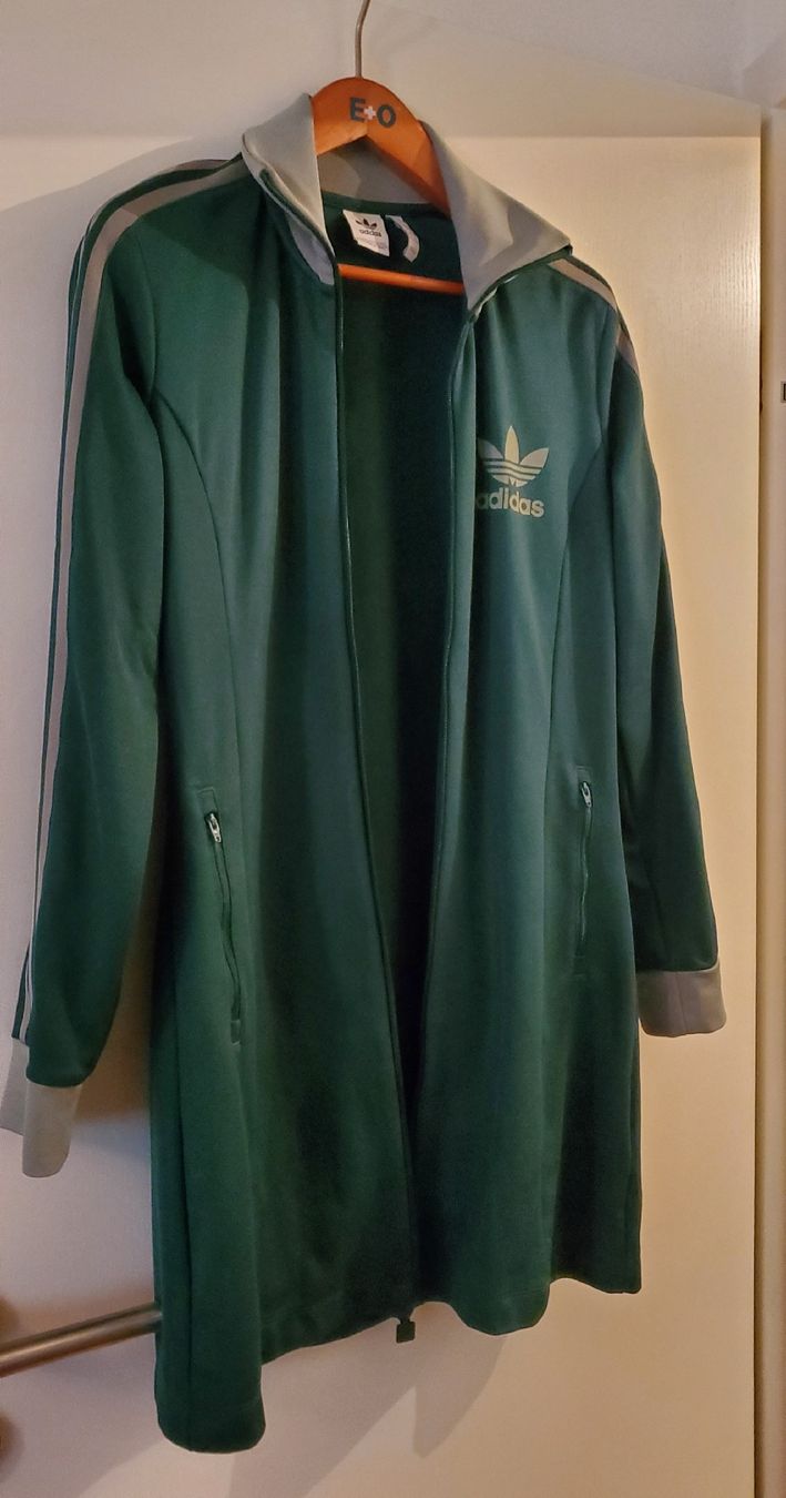 Adidas Giacche: veste longue verte adidas – Nuovo (secondo la descrizione) da Bex venduto da Eezolyl