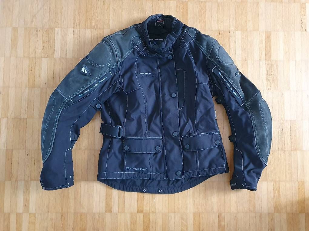 Jacken: Motorradjacke – Gebraucht aus Ittigen von Kalkrohr