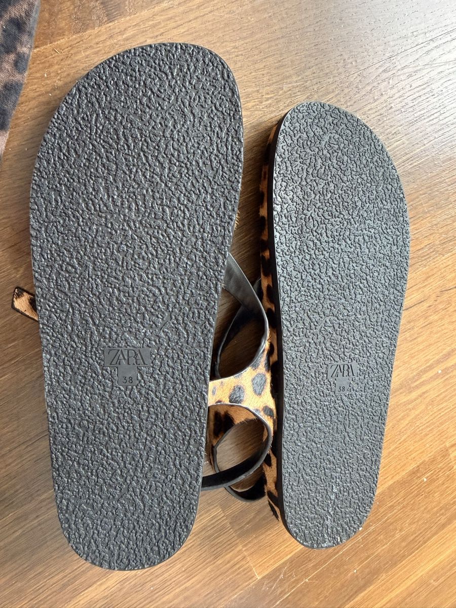 Zara Scarpe da donna: Zara size EU 38 leopard print thong sandals  – Nuovo (secondo la descrizione) da Uerikon venduto da kpr_t5k2 3