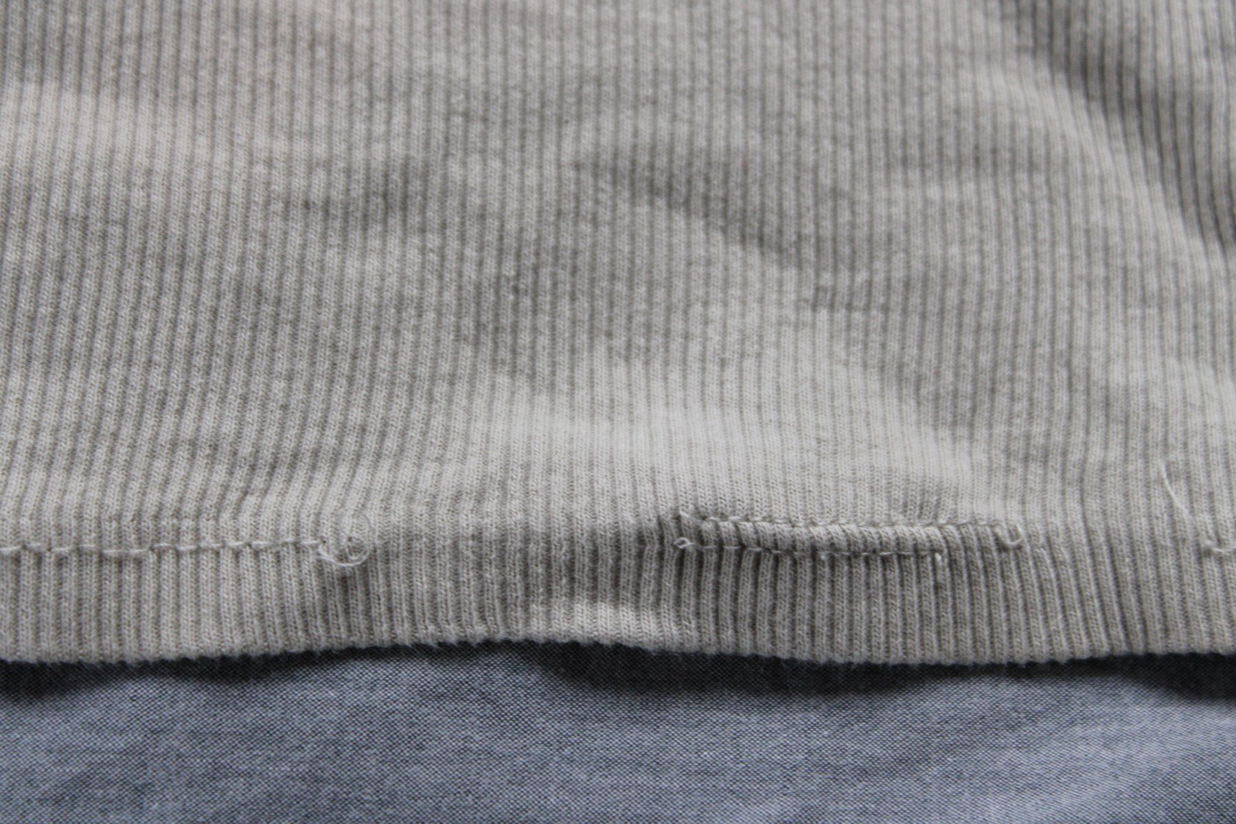 Tally Weijl Top: Tally Weijl Top gerippt beige – Usato da Hombrechtikon venduto da lehnerrr 2
