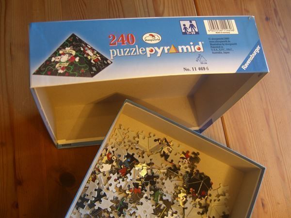 Puzzle: 240er 3D Puzzle-Pyramide Ravensburger – Usato da Winterthur venduto da Gaia 4