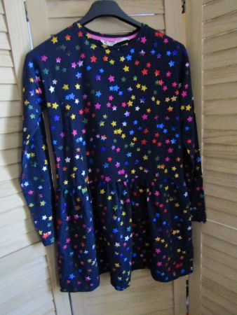 Gr. 152, Sternen-2Teiler, Leggins/Kleid, fabrikneu