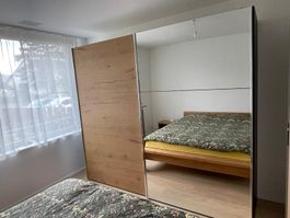 Hochwertige Holzschrank von Pfister zu verkaufen.