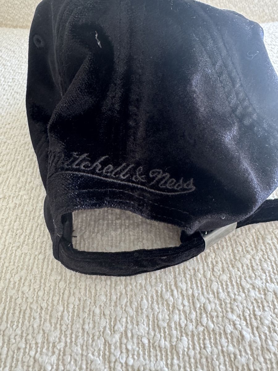 Mitchell & Ness Copricapi, berretti & cappellini: Mitchell & Ness Cap, schwarz, neuwertig – Nuovo (secondo la descrizione) da Frauenfeld venduto da reb_sy9k 2