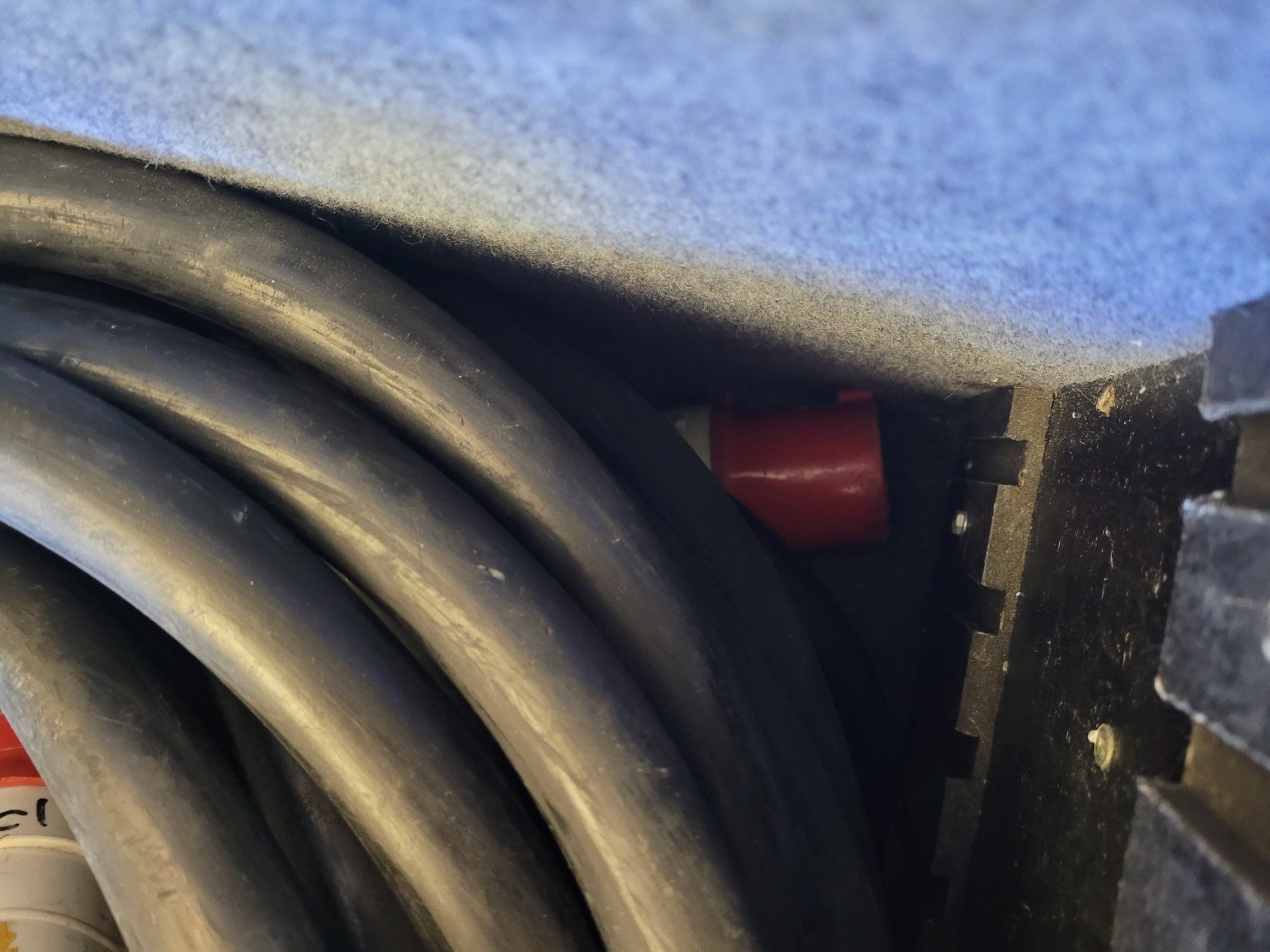 Cavi: CEE 63 Kabel ca.50 Meter - Schwarz – Usato da Vitznau venduto da Night-Fire 4