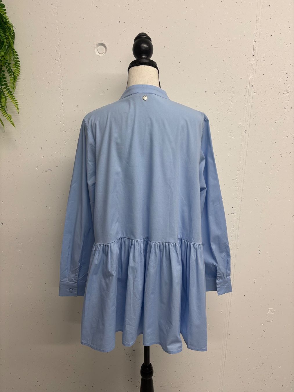 Camicette: Lange Bluse von Motel hellblau Gr. M Baumwolle – Nuovo (secondo la descrizione) da Regensdorf venduto da secondchancefashion 2