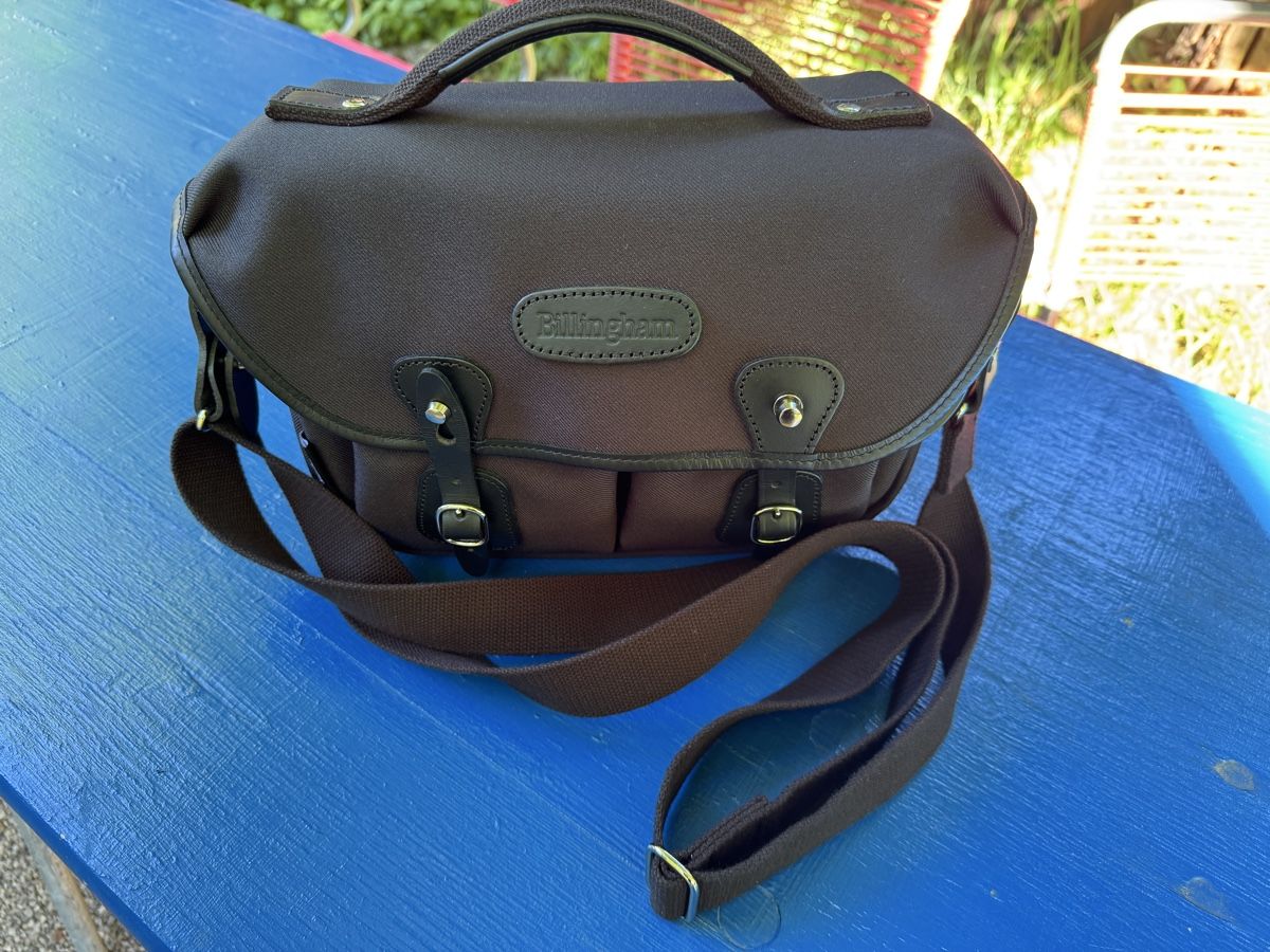 Billingham Bags Taschen: Fototasche Billingham – Gebraucht aus Birmensdorf/ ZH von Mschall