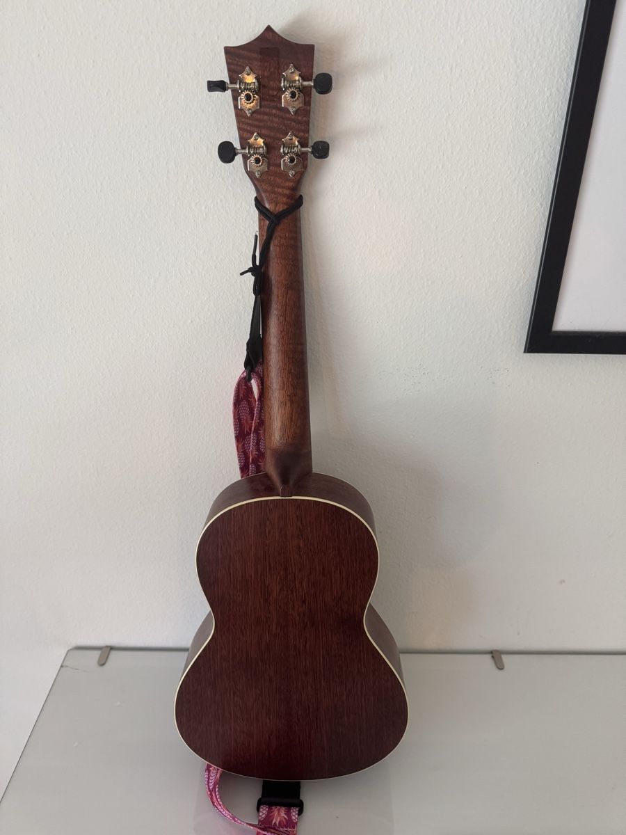 Sigma Instruments de musique: Sigma Ukulele – D'occasion à Aarau Rohr par ash_m7hq 1