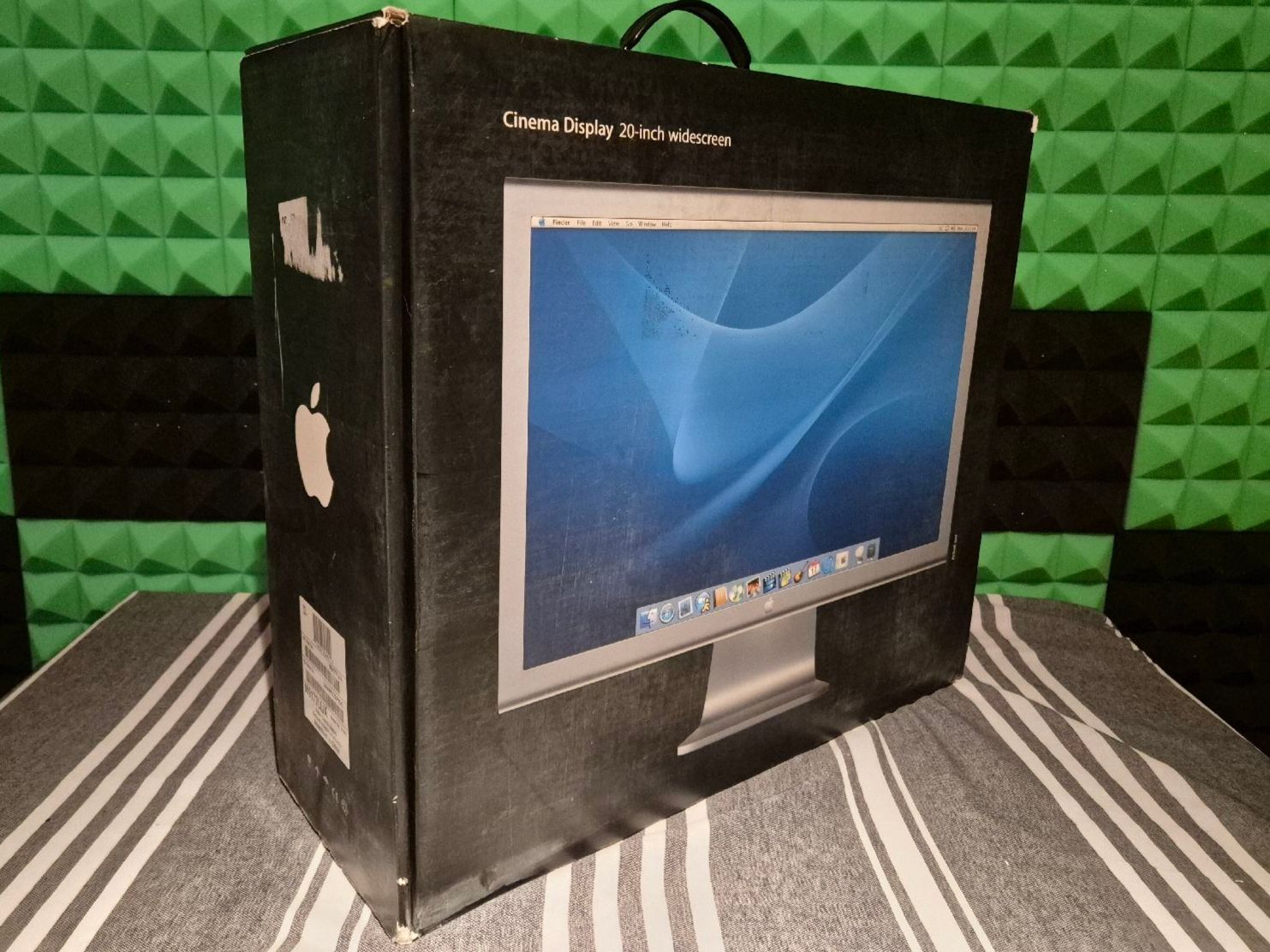 Apple Monitore: Écran Apple Cinema Display 20 - Vintage – Gebraucht aus Domdidier von breathing 1