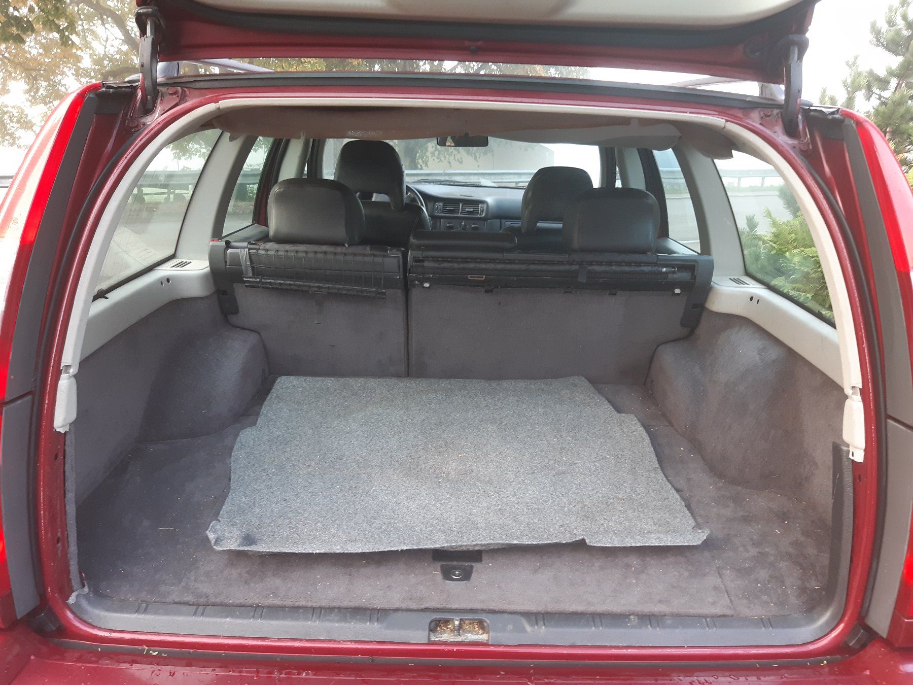 Volvo Autos: Volvo V70 2.5 10V – D'occasion à Elgg par Oldie67 6