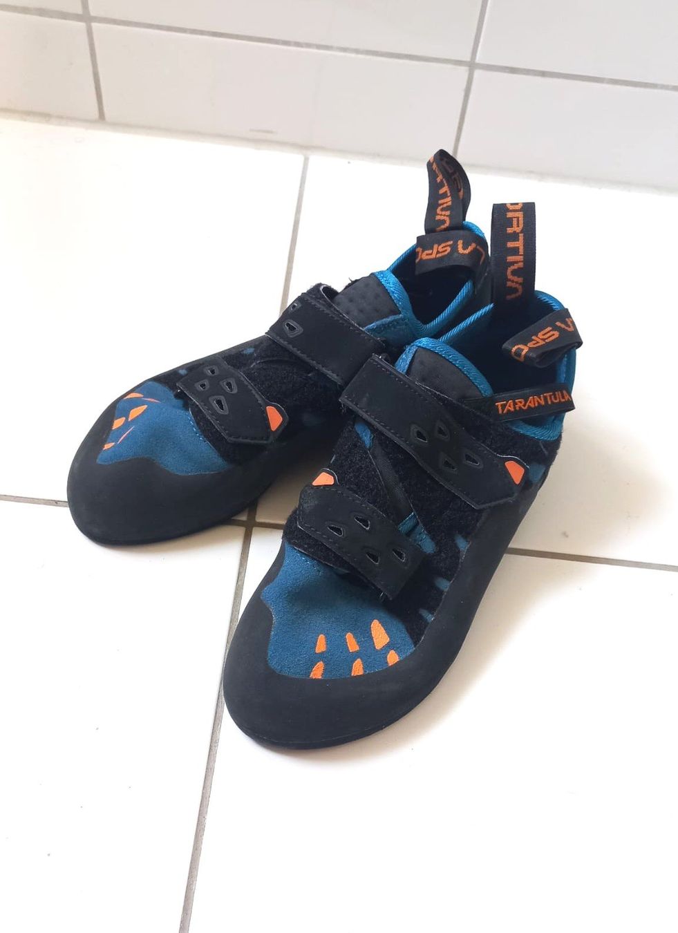 La Sportiva Herrenschuhe: La Sportiva Tarantula 39 – Neu (gemäss Beschreibung) aus Zürich von ann_l988