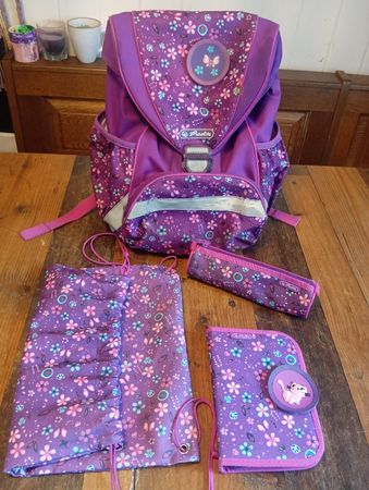 Ergonomic Schulranzen Set, lila Blumenmuster, gebraucht
